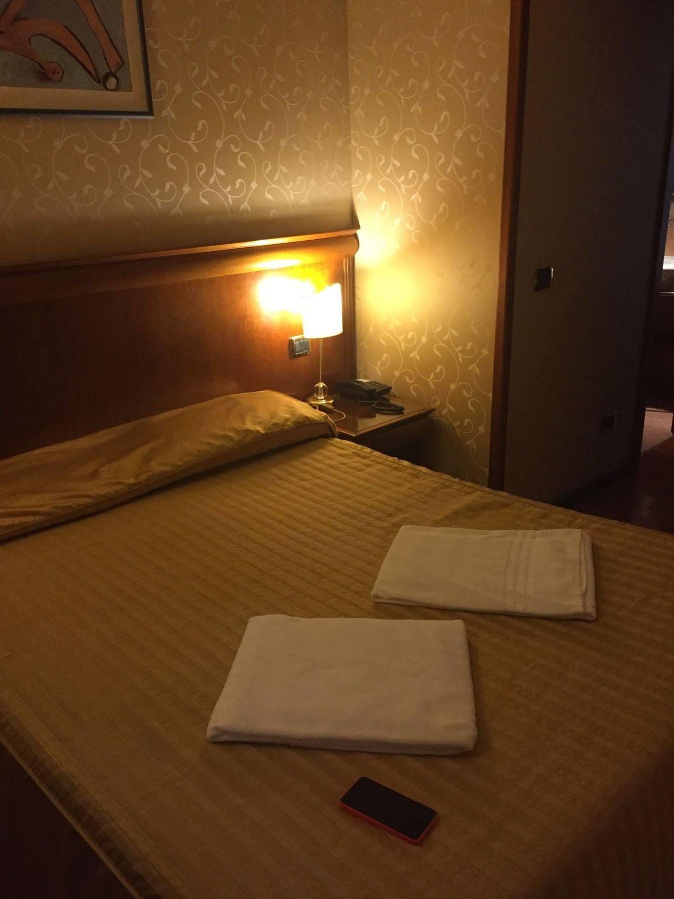 Hotel Divine Рим Екстериор снимка