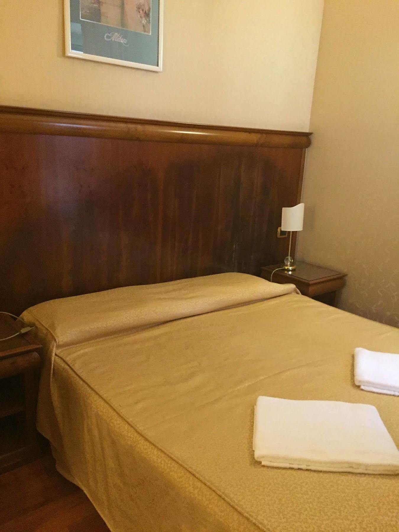 Hotel Divine Рим Екстериор снимка