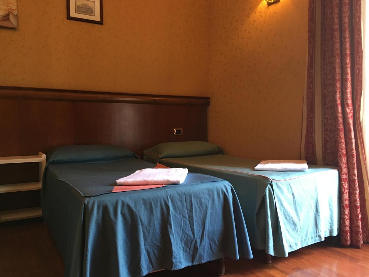 Hotel Divine Рим Екстериор снимка